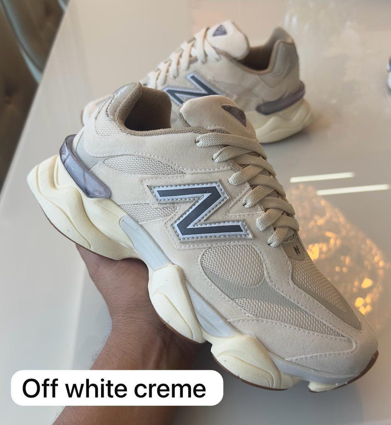 New Balance 9060 - off white creme