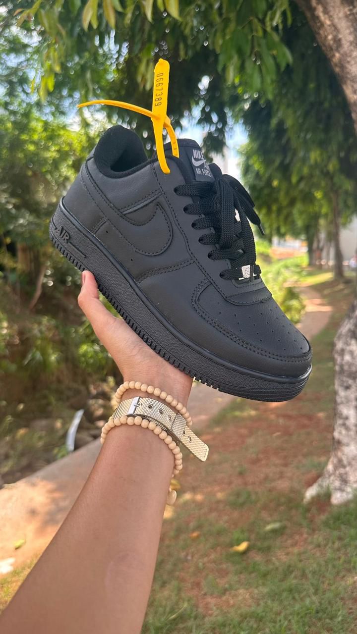 Nike Air Force - PRETO Unissex